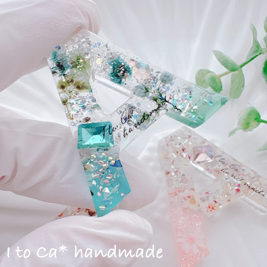 I to Ca＊さんのレジン作品 | 【10月31日より発送開始】UVレジン着色料 宝石の雫ストー...