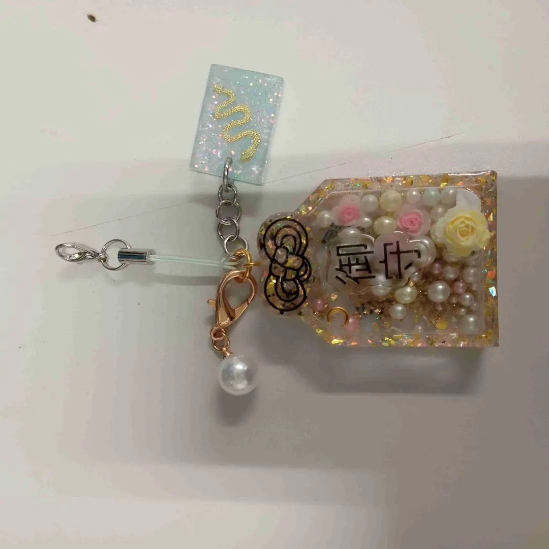 Yoshiさんのレジン作品 | 【定期便】作家のためのレジン 200g