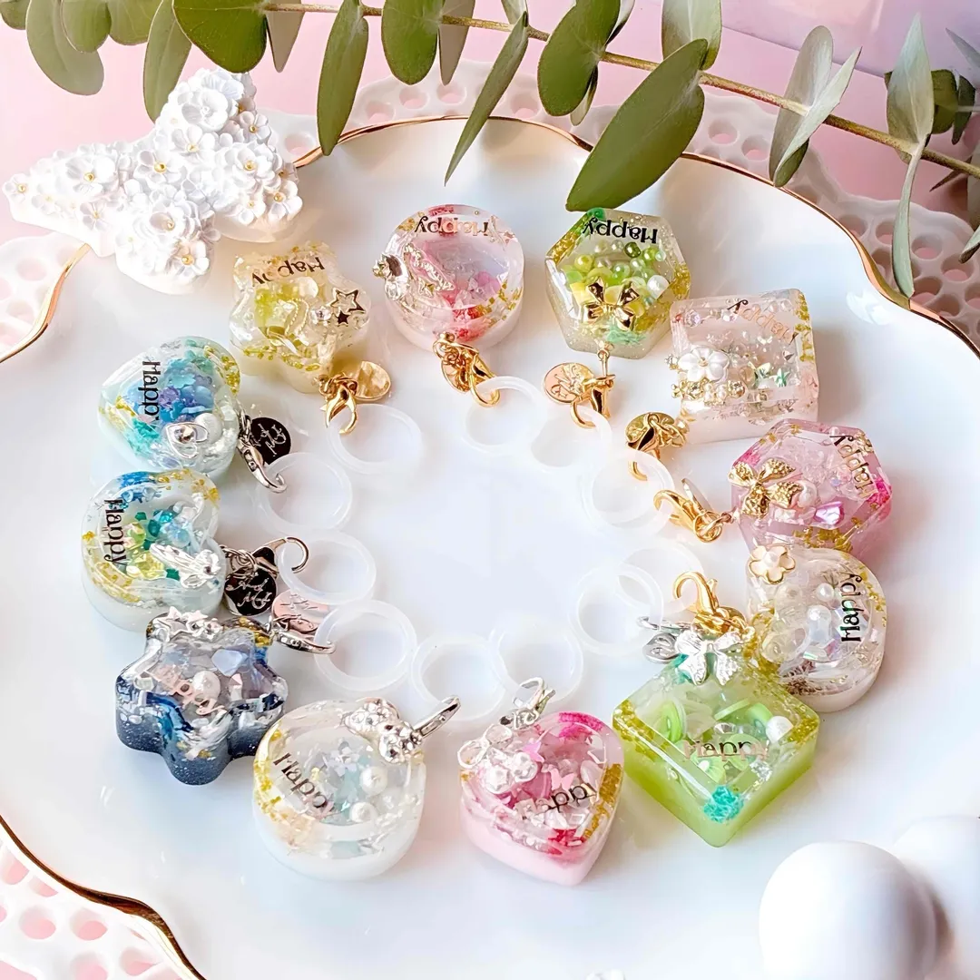 EH Smileさんのレジン作品 | 【定期便】作家のためのレジン 200g