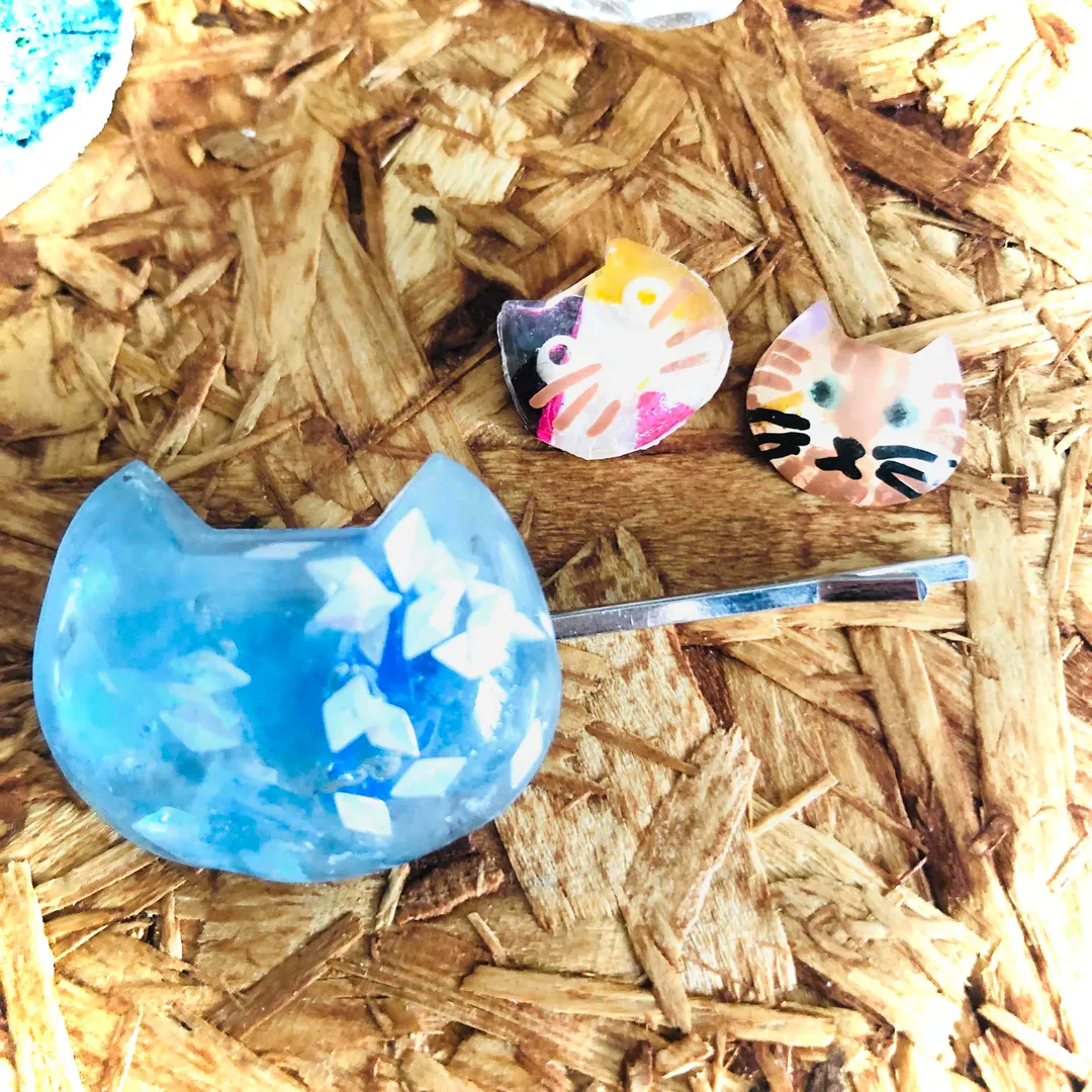 suzuharuさんのレジン作品 | シリコンモールド ネコ型 小&大セット各1ヶ | フレーム ...