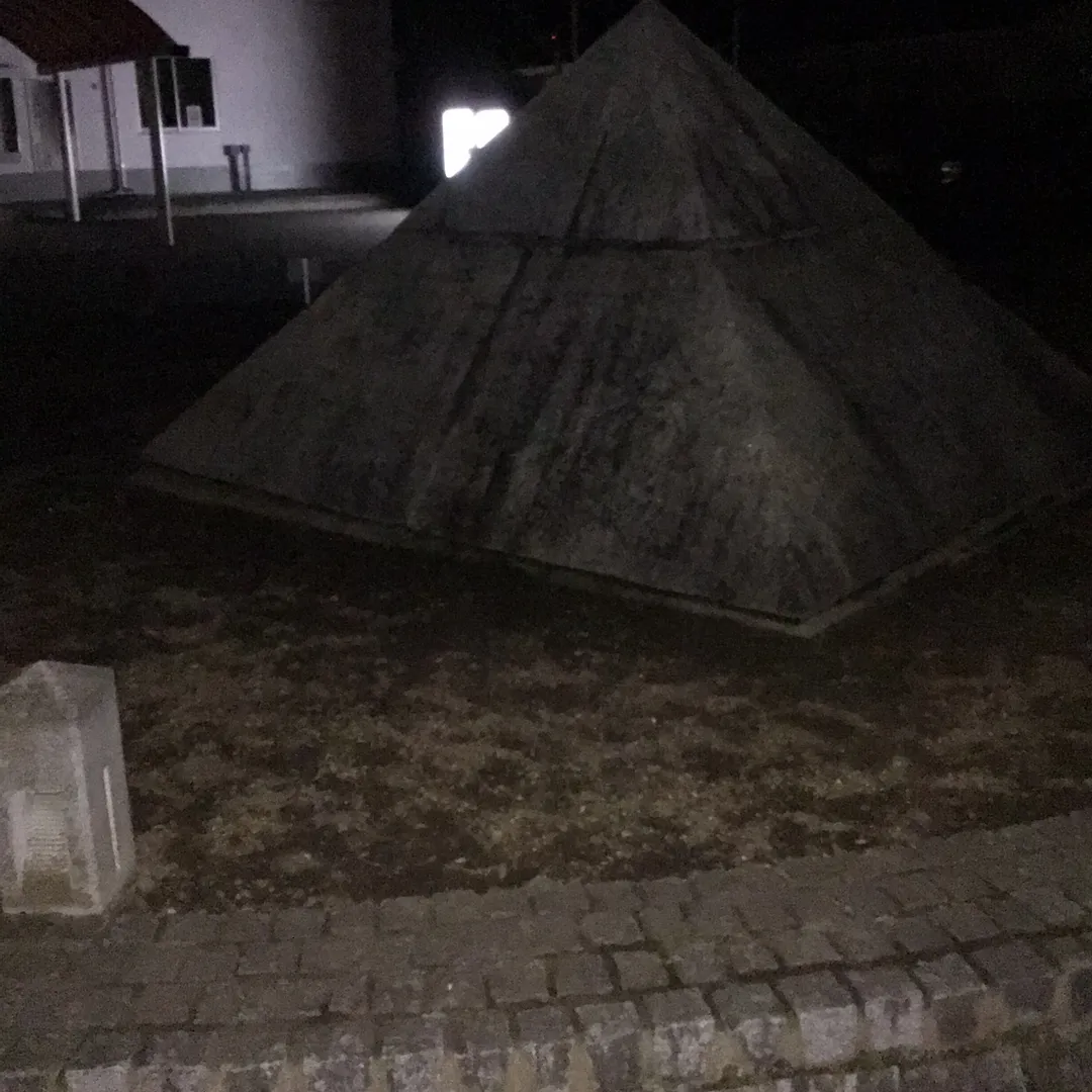 超絶⚡️nendo🏅manさんの粘土作品 | ライト