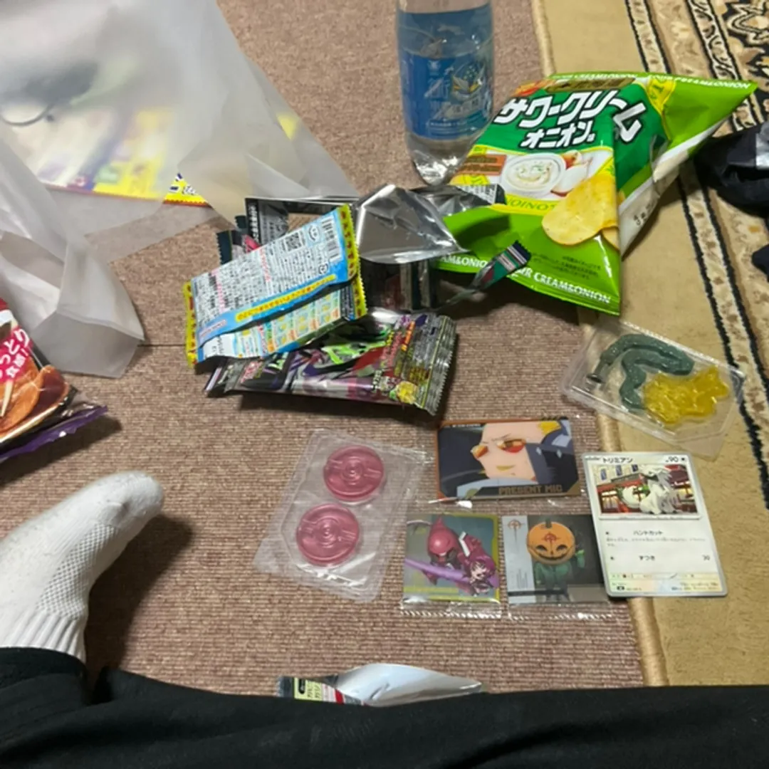 シン・ネンドマン⚡️さんの粘土作品 | たくさんのアイテム。