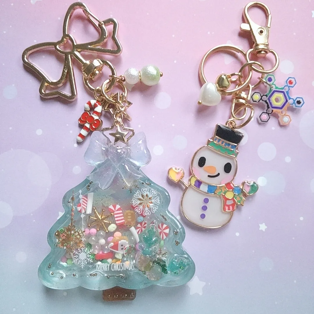 S.snowさんのレジン作品 | シリコンモールド シャカシャカ ツリー クリスマス キャンデ...