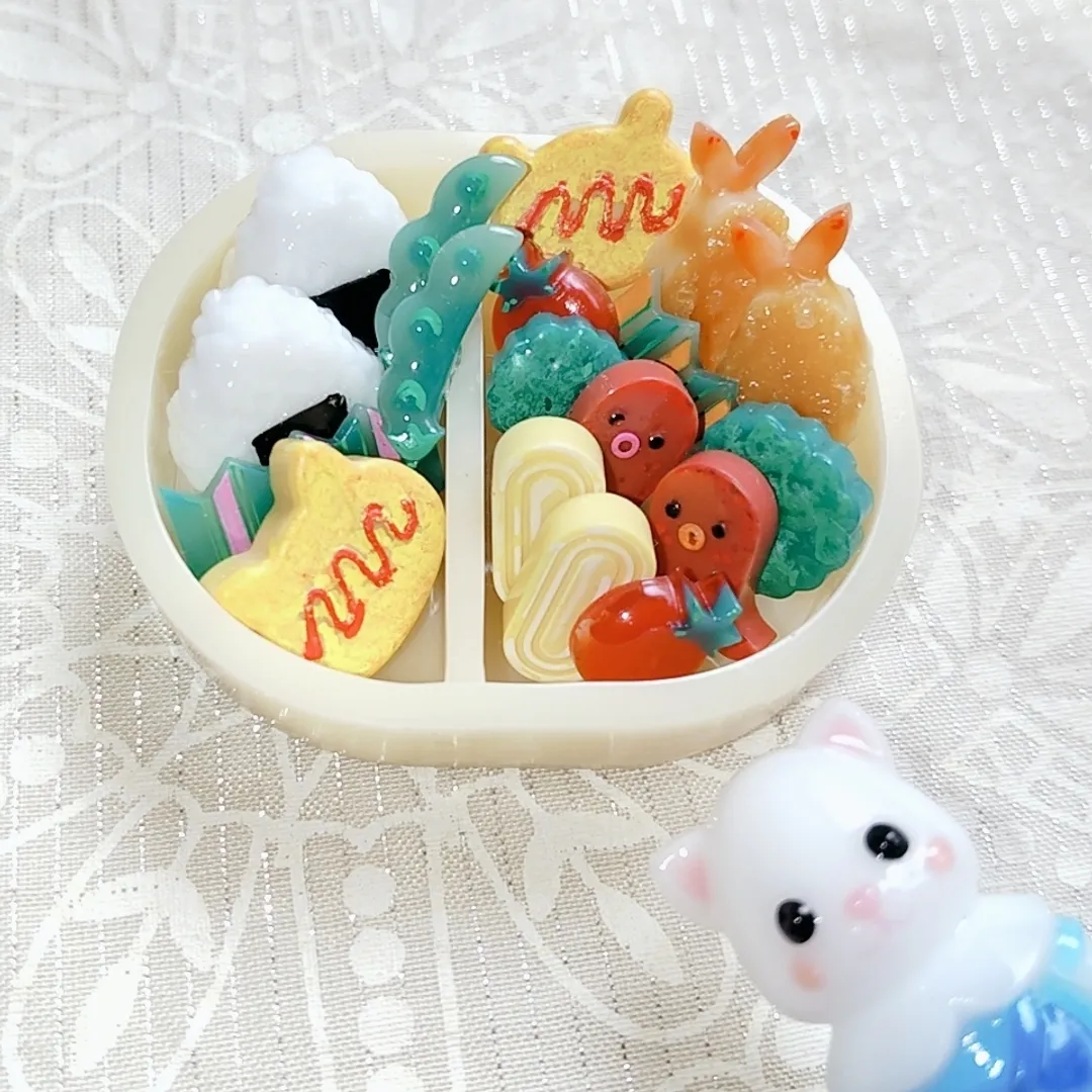 S.snowさんのレジン作品 | シリコン型 お弁当 モールド Lynn mold × MYm...