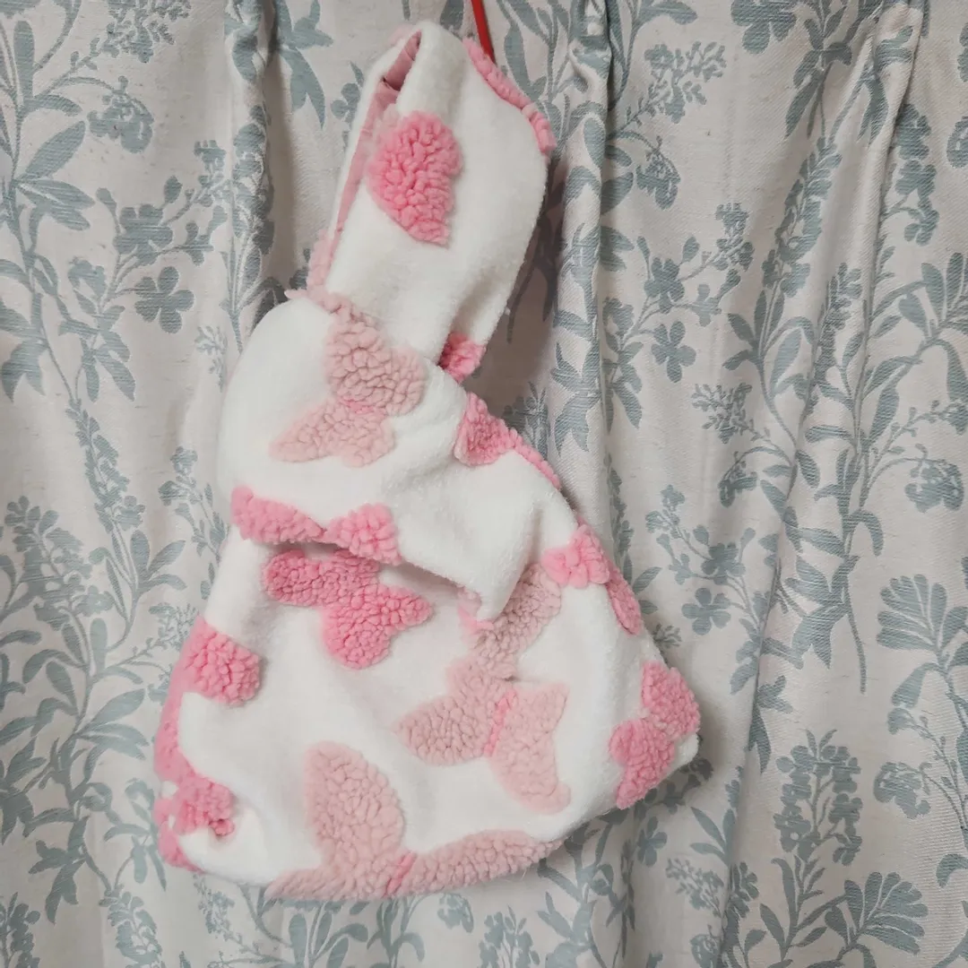 chihiro_19さんのソーイング作品 | ボアジャガードのあったかニット　Butterfly