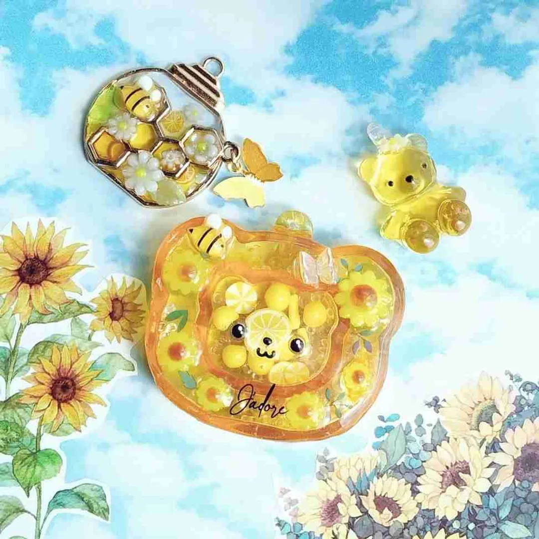 ゆき❄️氷さんのレジン作品 | 【シリコン モールド】 1個 ダブルシェイカー シリコンモー...
