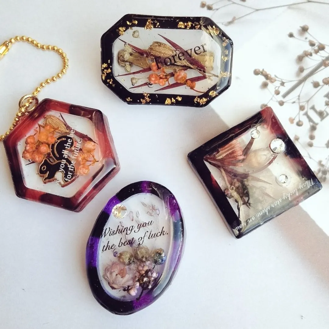 ゆき❄️氷さんのレジン作品 | 高品質 国産 レジン液 作家のためのレジン 100g 200...