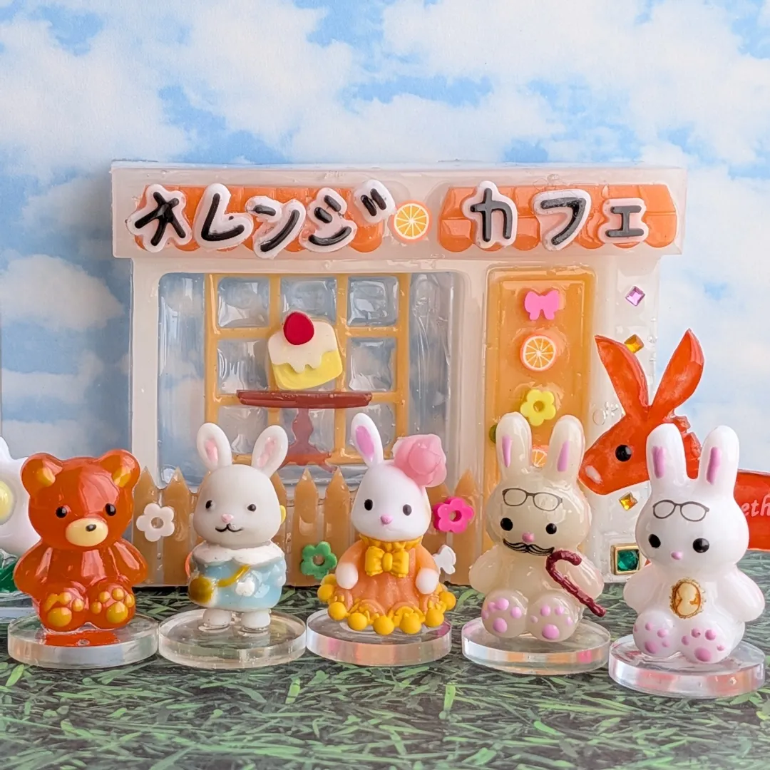ゆき❄️氷さんのレジン作品 | シリコンモールド ウサギ ミニチュア ゴージャス 可愛い衣装...