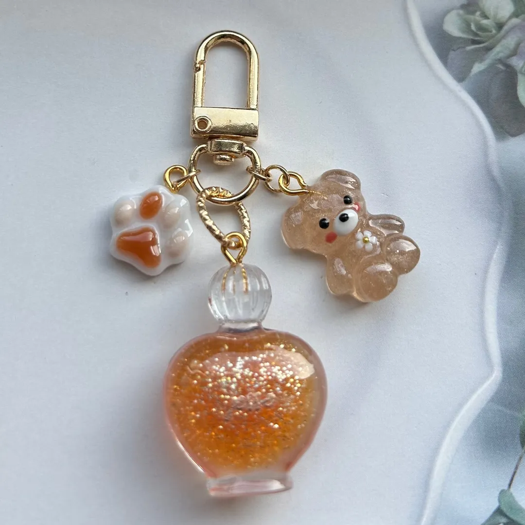 りくえむさんのレジン作品 | 作家のためのレジン 200g