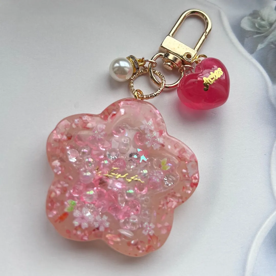 りくえむさんのレジン作品 | 作家のためのレジン 200g