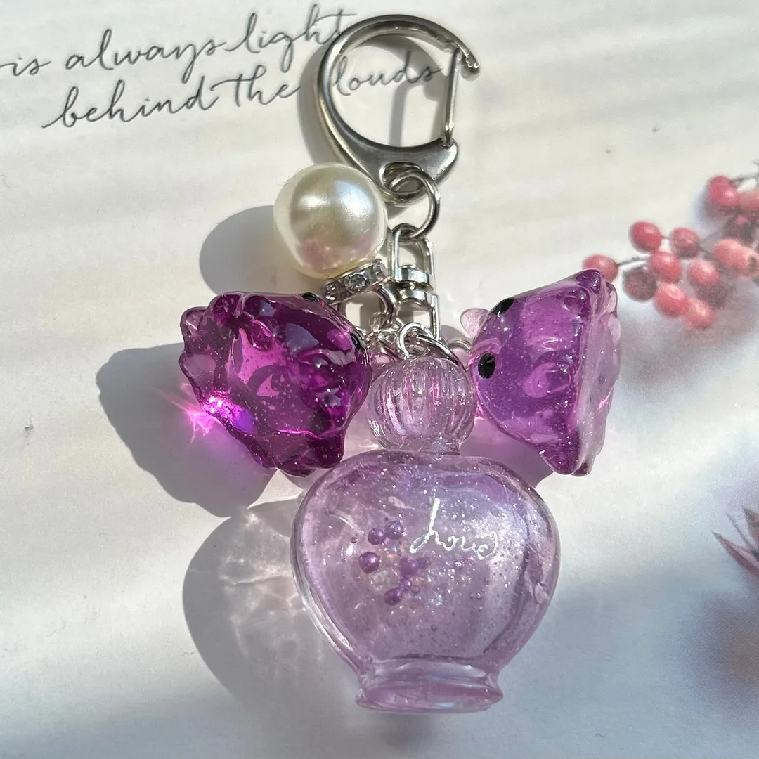 りくえむさんのレジン作品 | 作家のためのレジン 200g