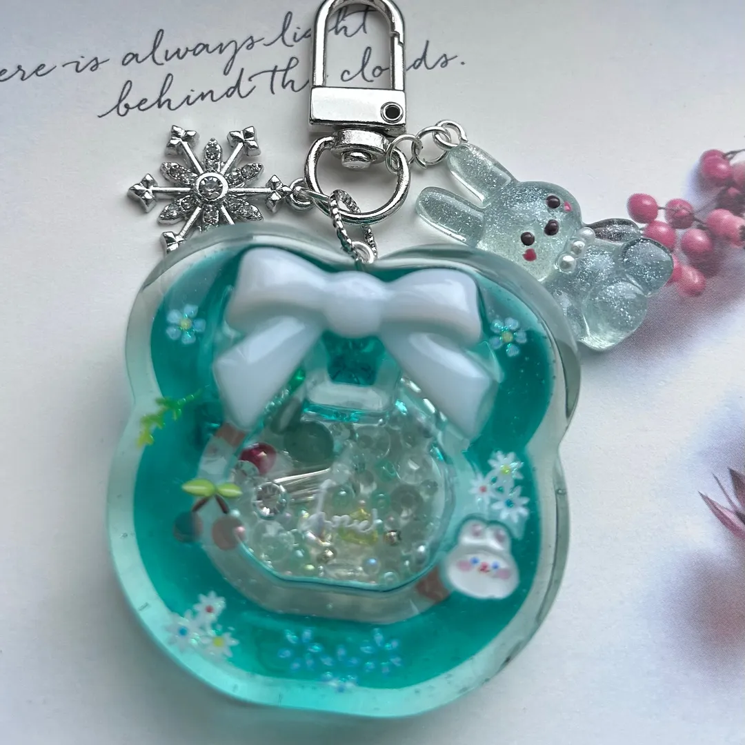 りくえむさんのレジン作品 | 作家のためのレジン 200g