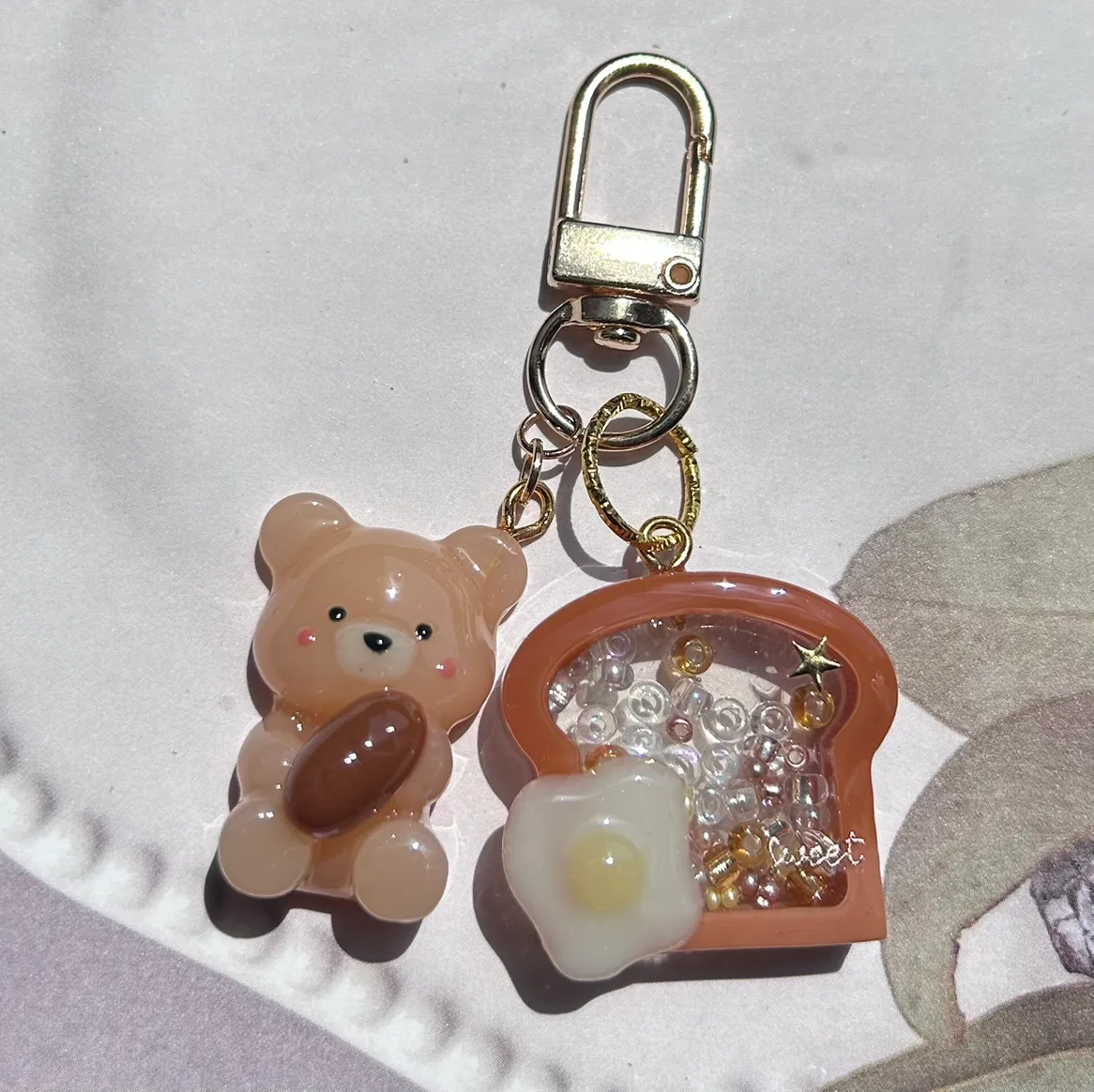 りくえむさんのレジン作品 | 作家のためのレジン 200g