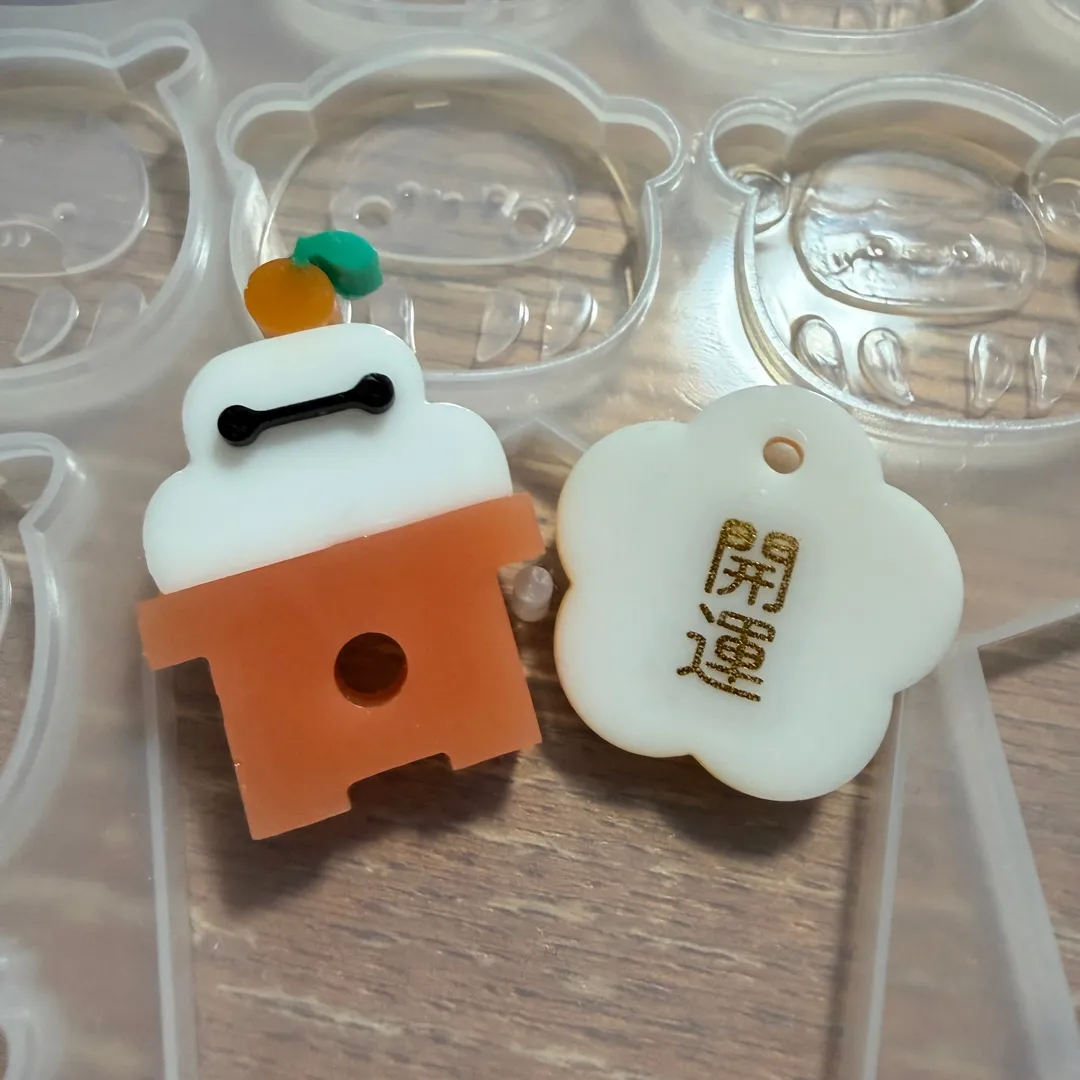 うーぴー𐐪🥚𐑂さんのレジン作品 | レジン液 高品質 作家のためのレジン 100g 200g 4...