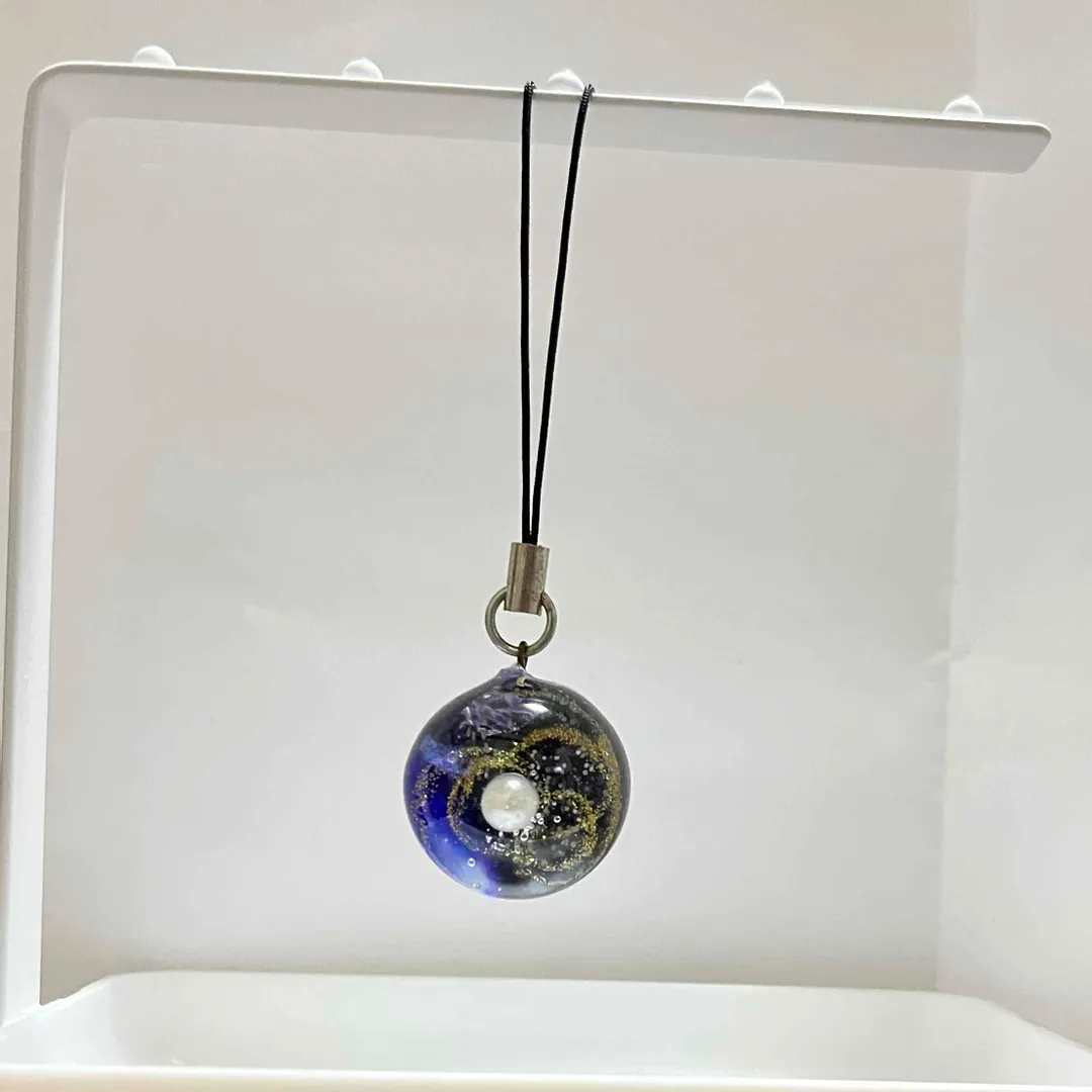 漢手芸部さんのレジン作品 | レジン液
