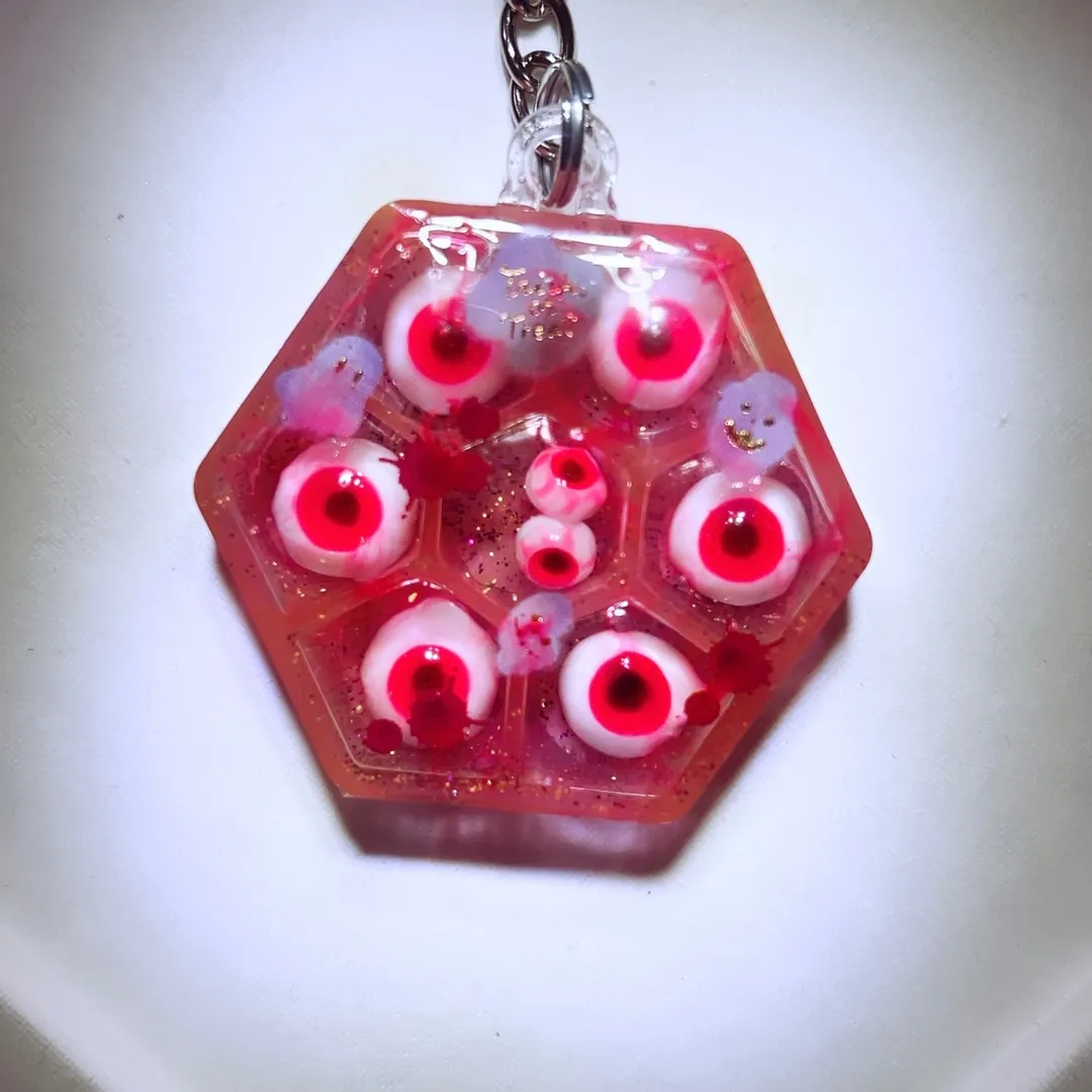 えむみ/SHOP amaryllisさんのレジン作品 | 【シリコン型・モールド】スイーツボックスのカシャカシャ シリ...