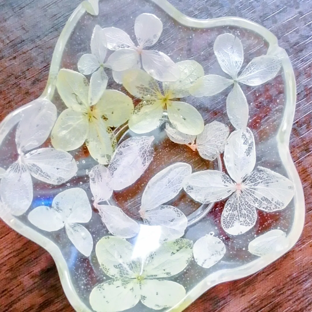 minanecoさんのレジン作品 | 【1060g】レジン液 大容量 エポキシ樹脂 2液性レジン ...