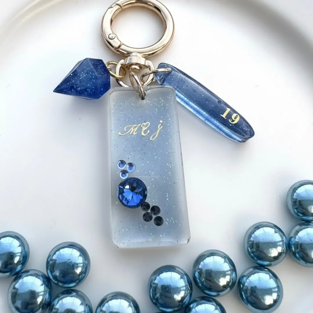 RIOKAさんのレジン作品 | 超透明【大容量UV-LEDレジン液】 レジン液 70g『コス...