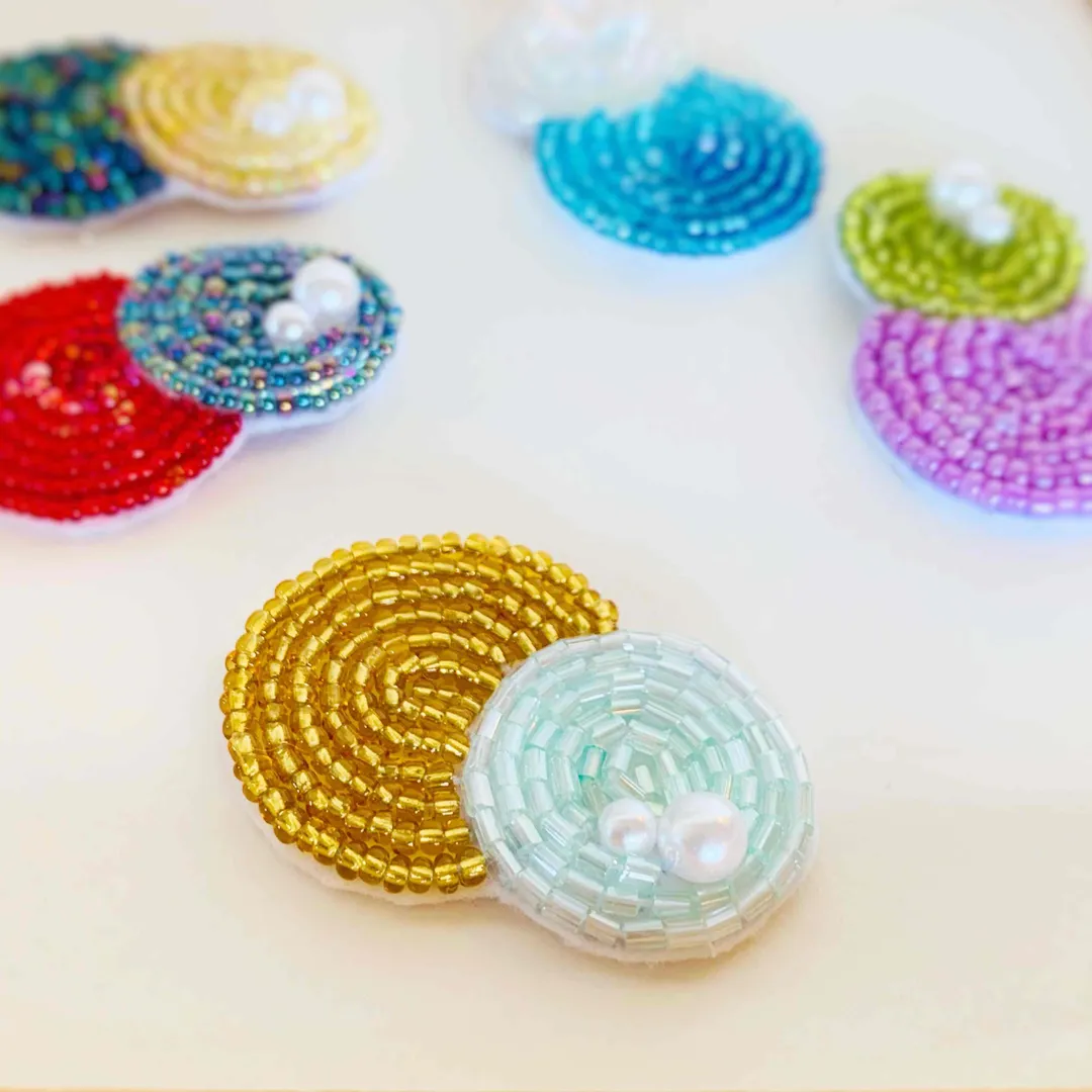 うさうささんのビーズ作品 | ビーズ 金具 ブローチピン カブセ 10個入り ゴールド・シ...