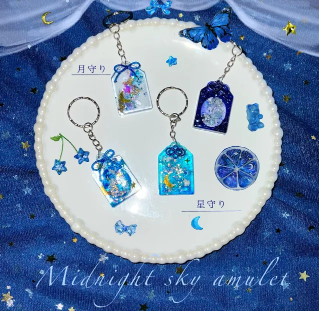Yas /青ヰ鱗さんのレジン作品 | château chaton かのん監修 作家のためのレジン...