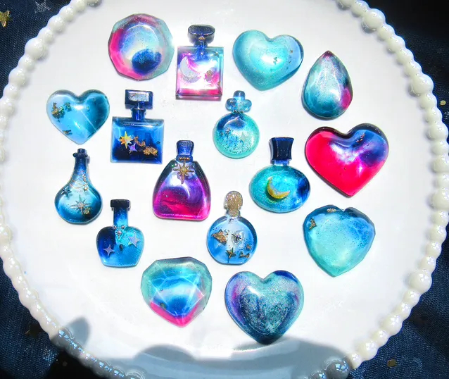 Yas /青ヰ鱗さんのレジン作品 | 作家のためのレジン 200g