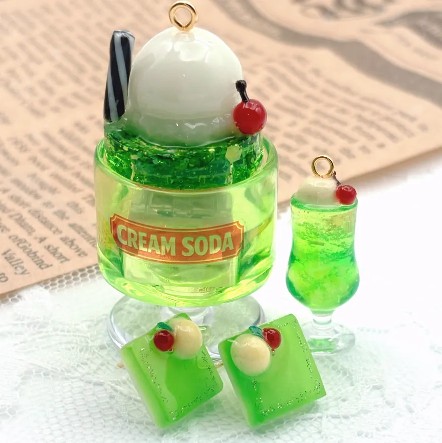 nandr34さんのレジン作品 | コーティング液 レジン 作家のためのレジン UV-LED コ...