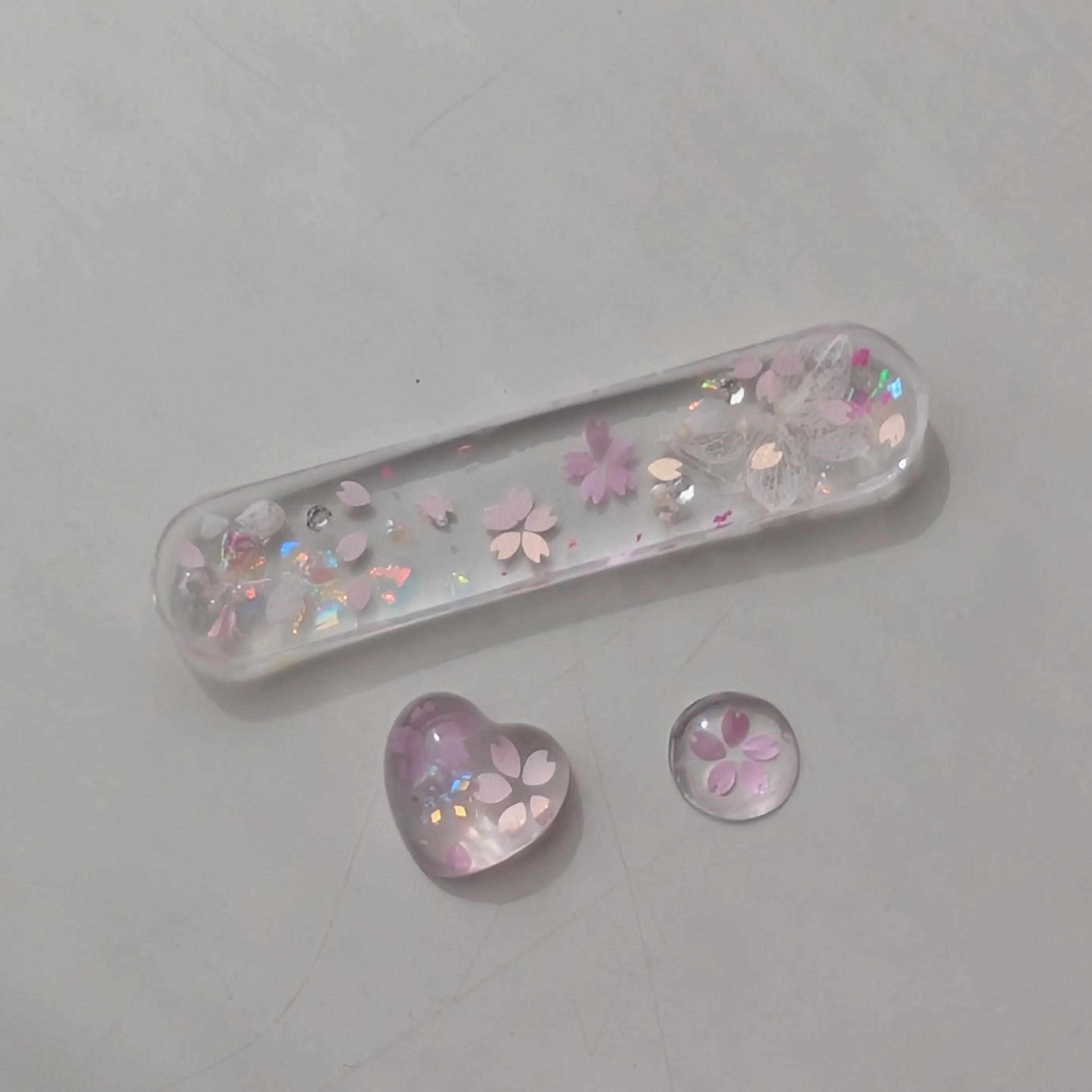 onoriさんのレジン作品 | 【レビュー特典あり】超改良【大容量UV-LEDレジン液】まさ...