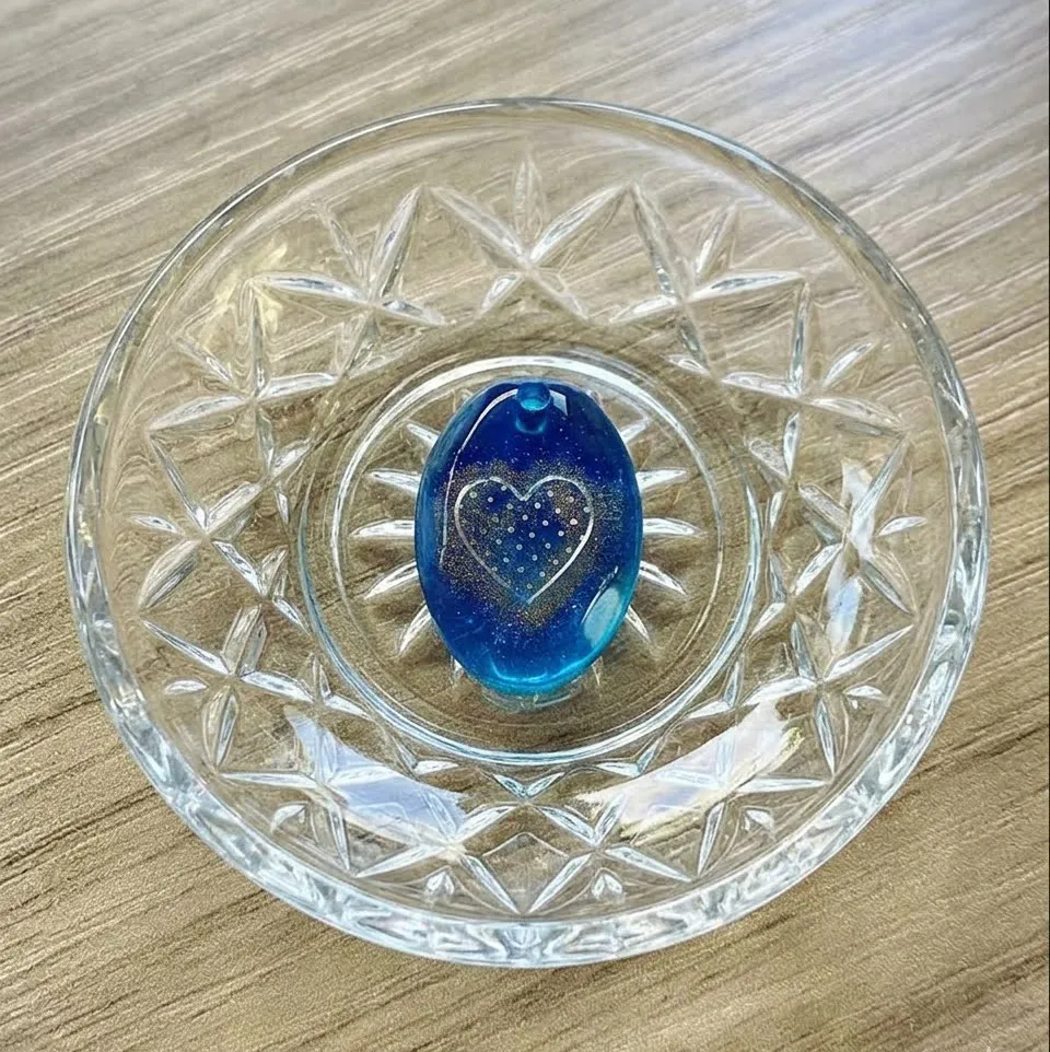 mimomoさんのレジン作品 | UVレジン液 100g レジン液 UV/LED対応 高い透明...