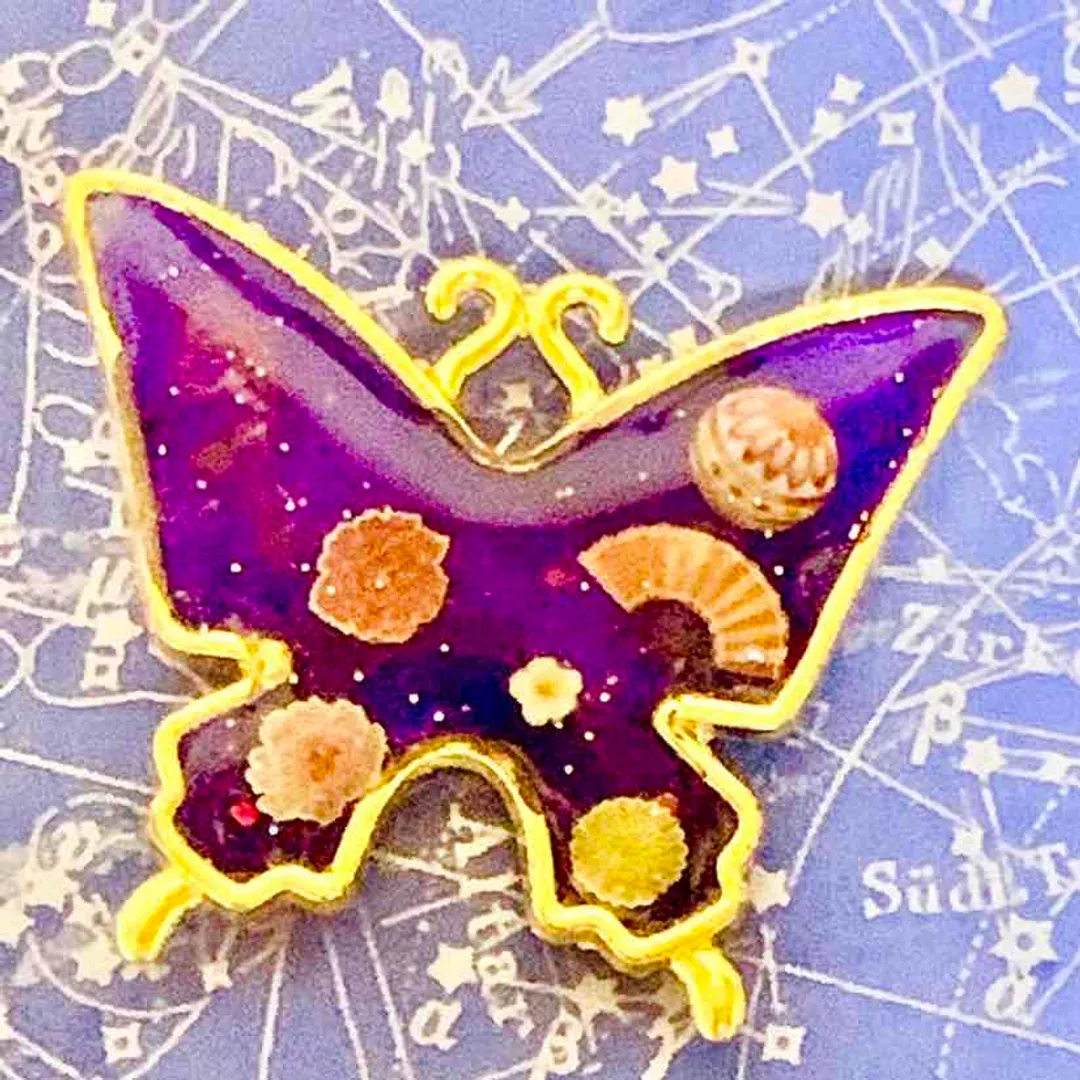 月乃雫さんのレジン作品 | 人魚の涙 UV LED レジン液 日本製 大容量 225g(...