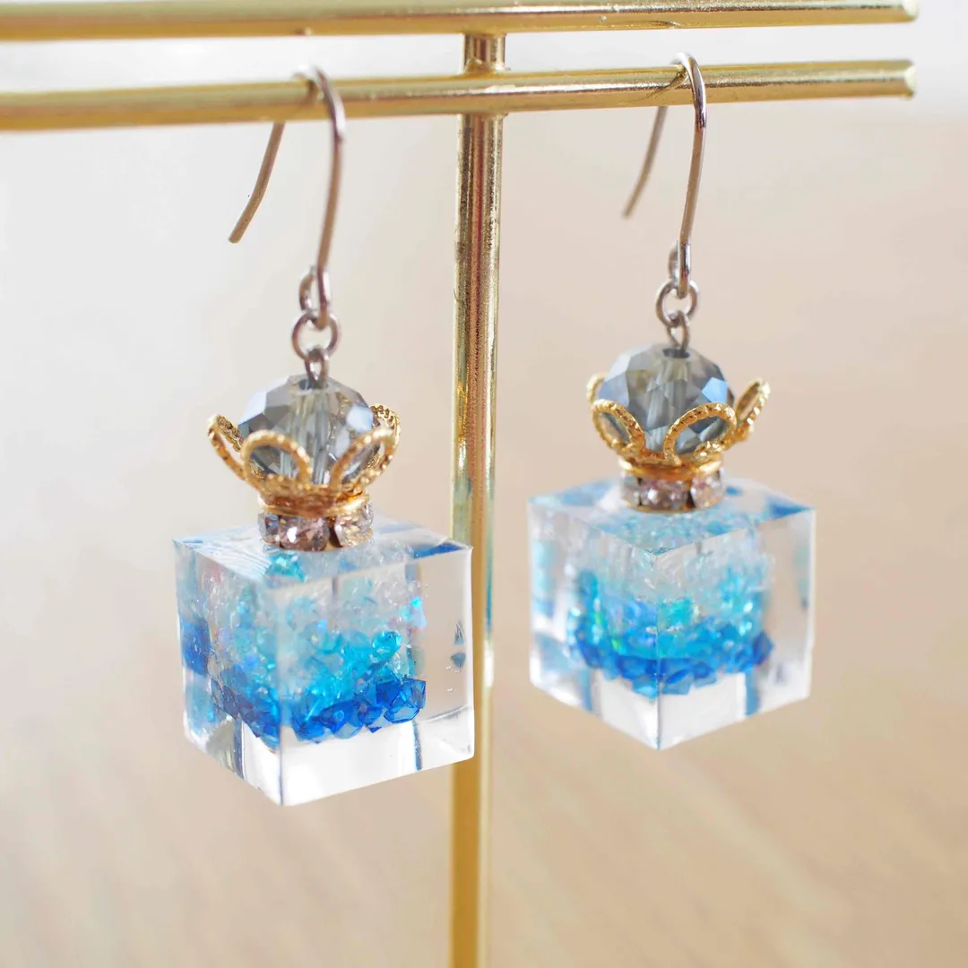 N.aoiroさんのレジン作品 | PADICO UV-LEDレジン 月の雫