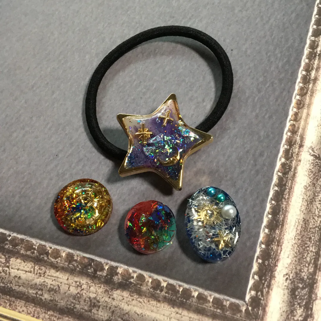 chirpsさんのレジン作品 | 超透明【大容量UV-LEDレジン液】70g 『コスパ＆クオリ...