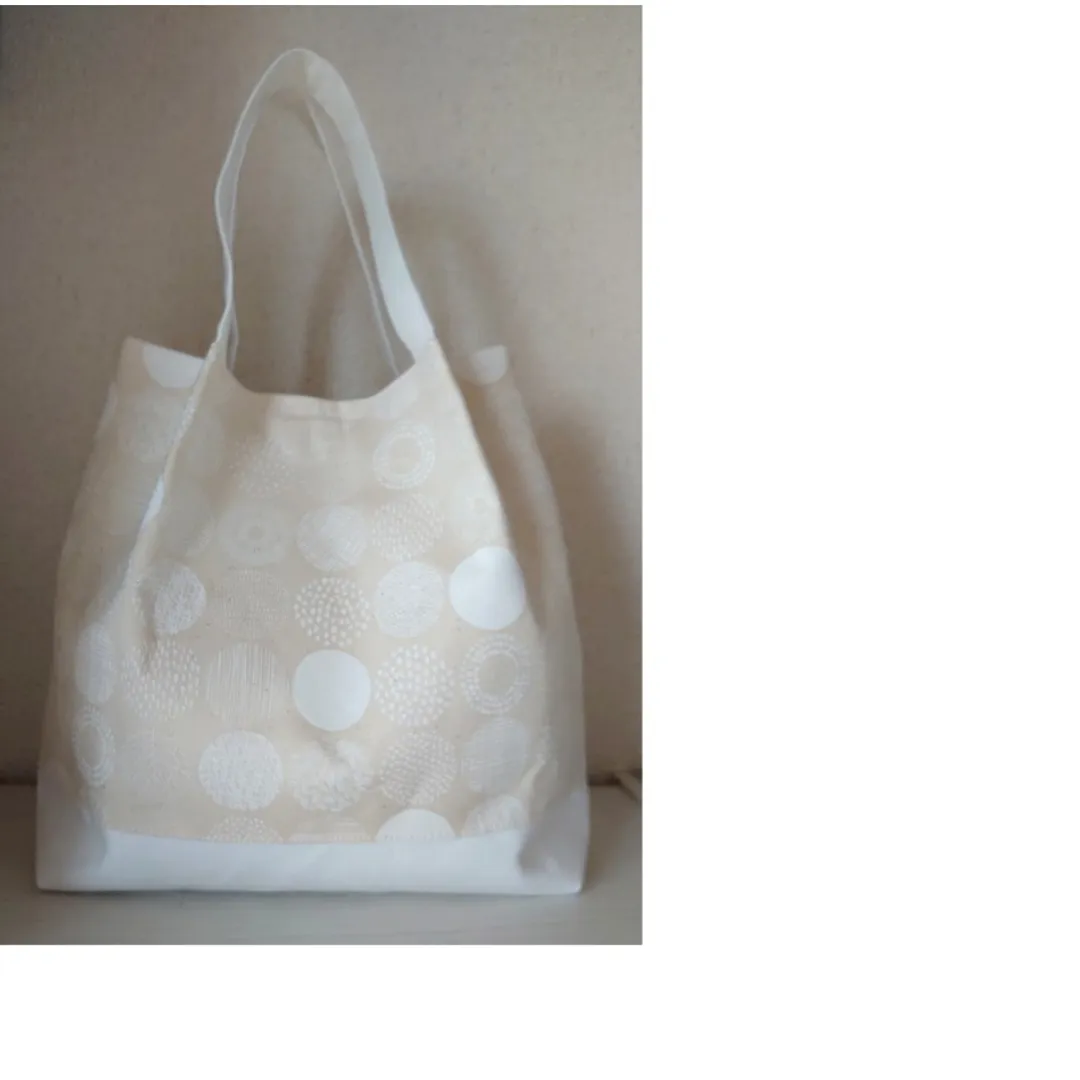 xxxmeguxxx13さんのソーイング作品 | 北欧調
とことんシンプルなオックスプリント/1m
(生成地×...