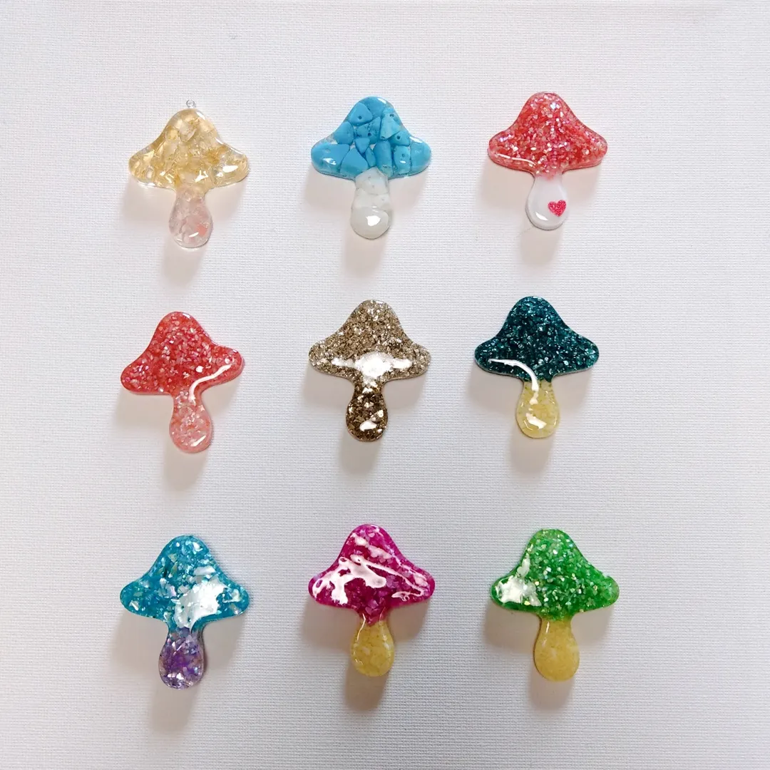 citorin11さんのレジン作品 | 5本セット レジン液 ひよこレジン 65g　UVレジン LE...