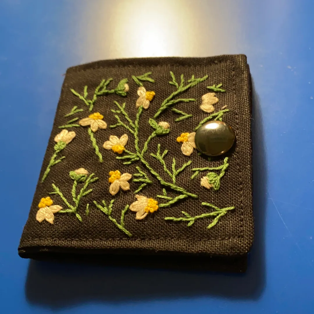 MiMiYokohamaさんの刺しゅう作品 | 刺繍 刺しゅう糸 DMC 25番 ブラウン・グレー系 ECR...