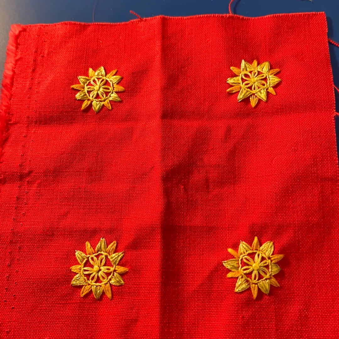 MiMiYokohamaさんの刺しゅう作品 |  刺繍糸 『DMC(ディー・エム・シー) Diamant デ...