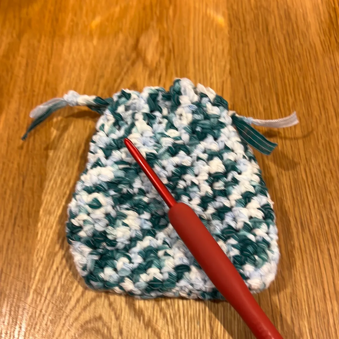 MiMiYokohamaさんの編み物作品 | ★P5倍★エティモレッド クッショングリップ付きかぎ針セット...