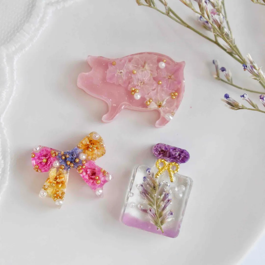 絵里奈さんのレジン作品 | 【定期便】作家のためのレジン 200g