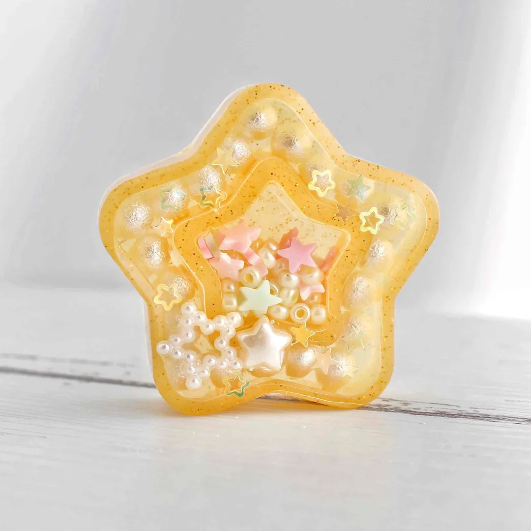 絵里奈さんのレジン作品 | 【定期便】作家のためのレジン 200g