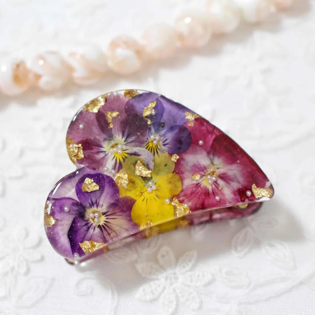 絵里奈さんのレジン作品 | 【定期便】作家のためのレジン 200g