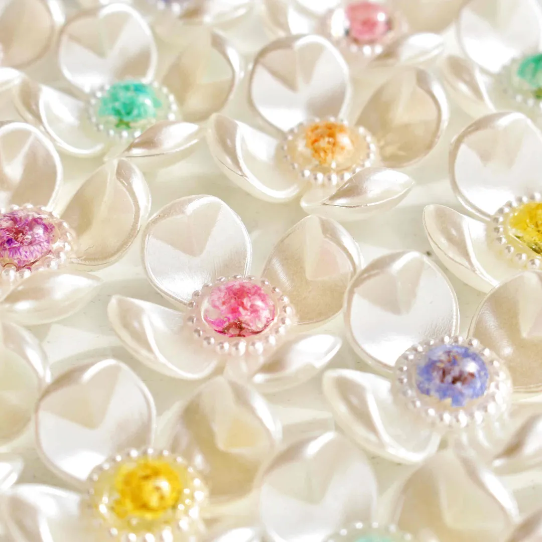 絵里奈さんのレジン作品 | 【定期便】作家のためのレジン 200g