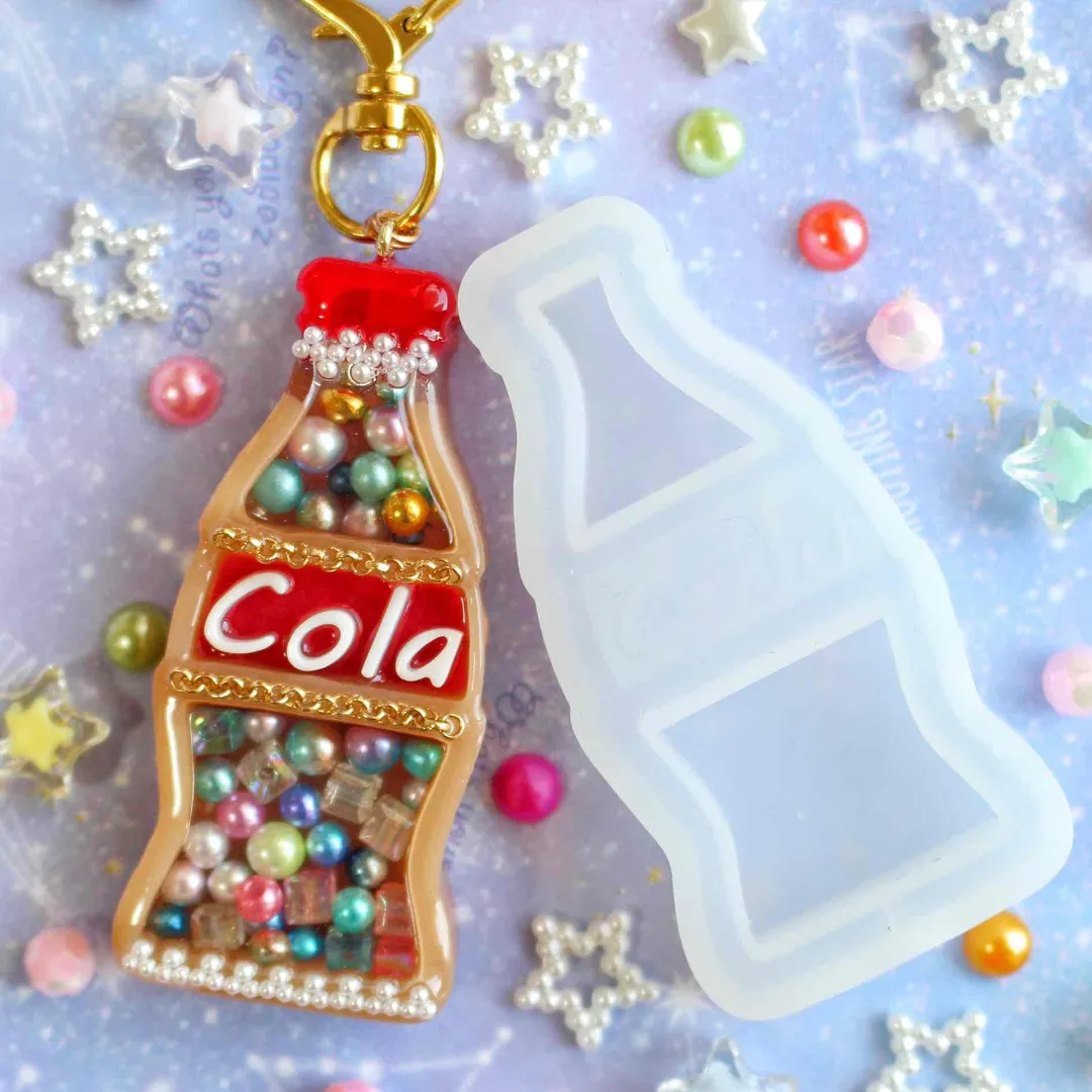 絵里奈さんのレジン作品 | コーラ ドリンク シャカシャカ シリコンモールド