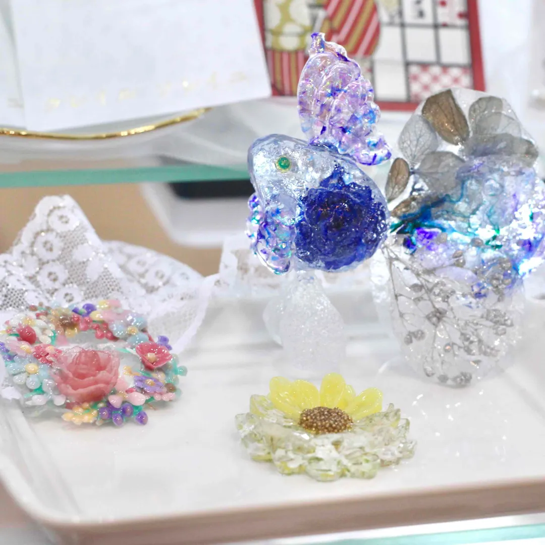 絵里奈さんのレジン作品 | 【定期便】作家のためのレジン 200g
