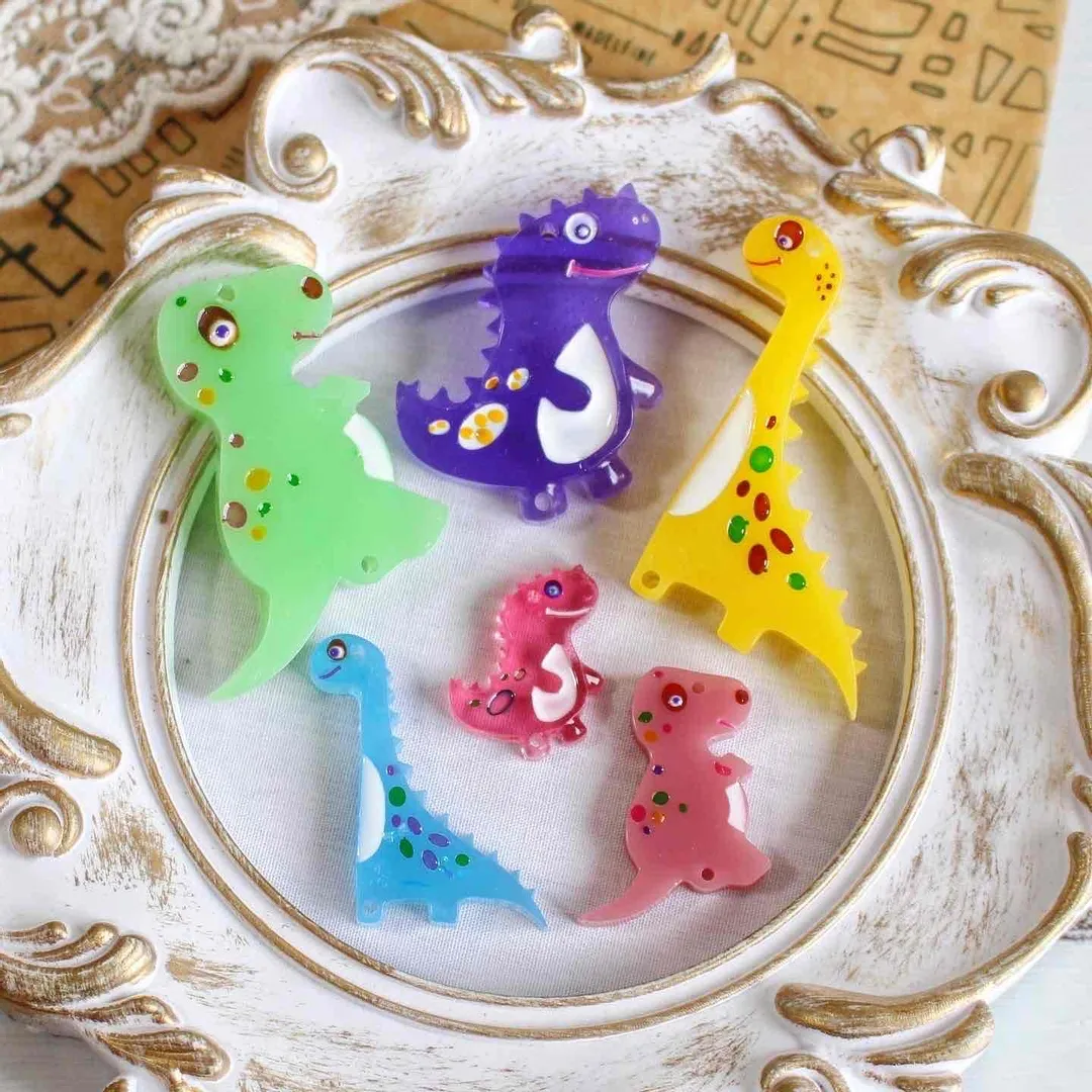 絵里奈さんのレジン作品 | 【定期便】作家のためのレジン 200g