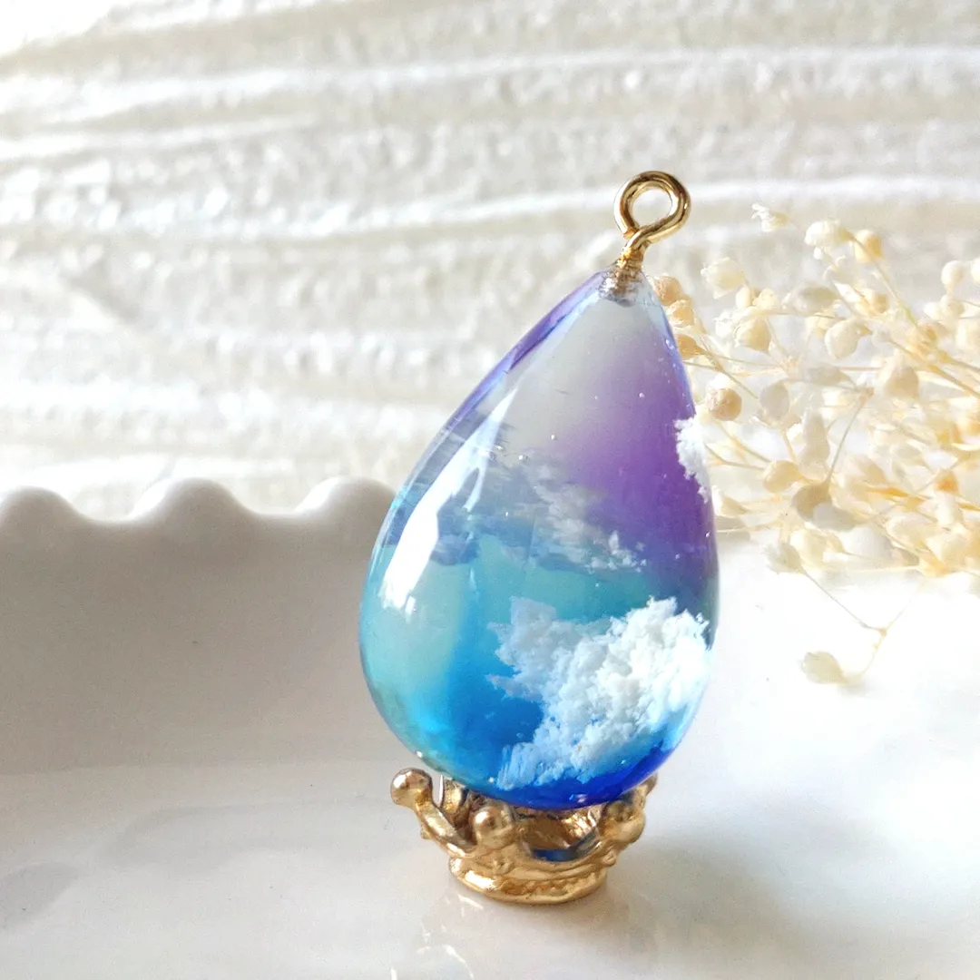 みなごろう♪さんのレジン作品 | 【追加用レジン1本100g】作家のためのレジン 200gの定...