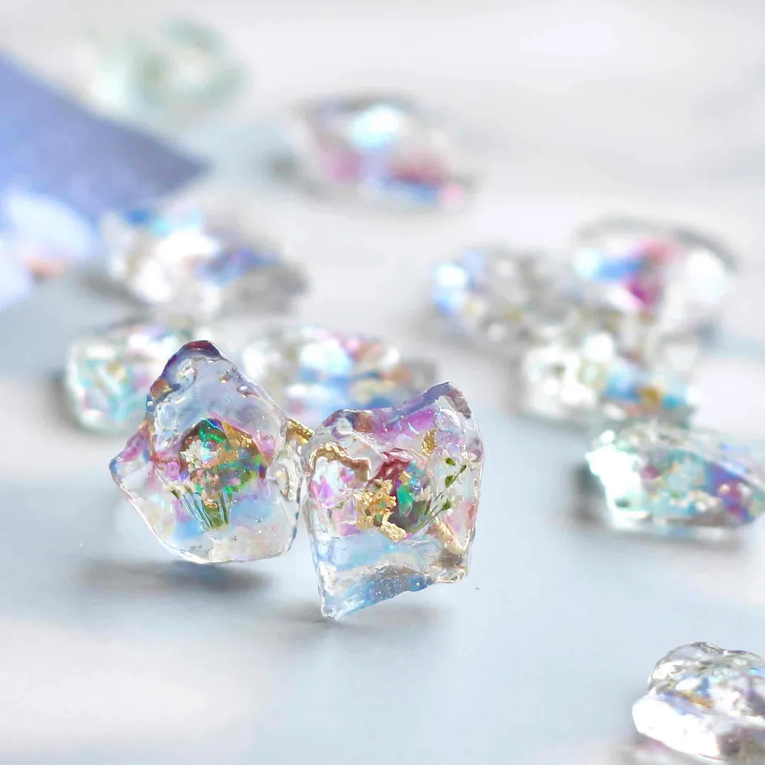 𝐂𝕠𝕞𝕒𝕣𝕚𝕞𝕒𝕕𝕖 (*こまり*)さんのレジン作品 | 【再販】作家のためのレジン Uneデザインラベル 100g