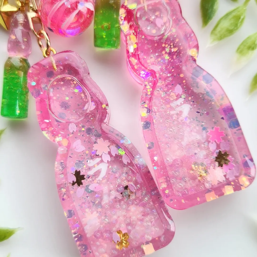 mimikikiraradora174さんのレジン作品 | 宝石の雫 レジン用着色剤 12色セット パジコ