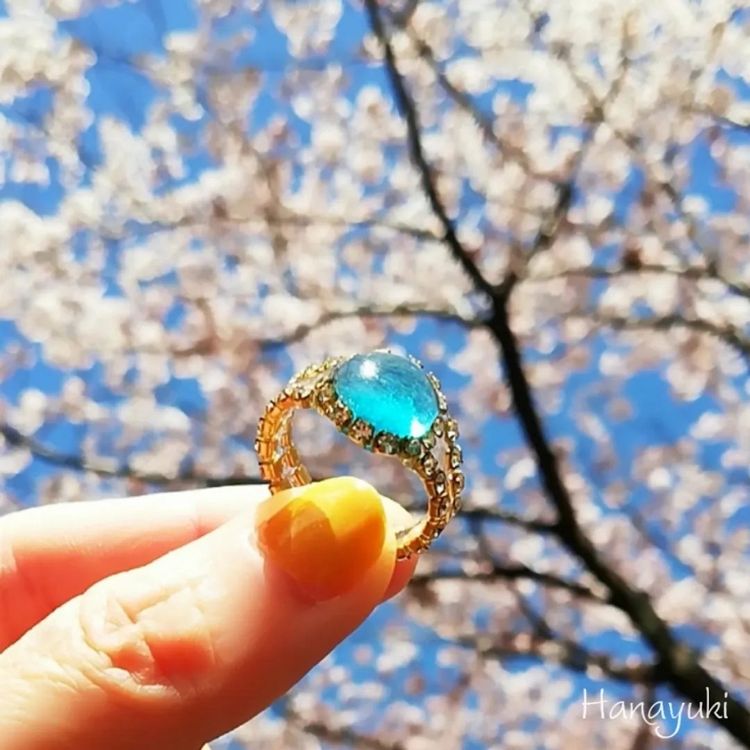 𝐻𝑎𝑛𝑎𝑦𝑢𝑘𝑖❁⃘*.ﾟはなゆきさんのレジン作品 | UV-LEDレジン液 タカラネイル