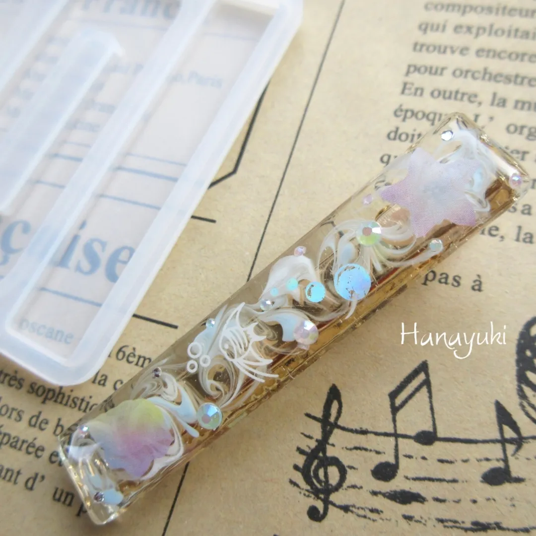 𝐻𝑎𝑛𝑎𝑦𝑢𝑘𝑖❁⃘*.ﾟはなゆきさんのレジン作品 | 作家のためのレジン 100g