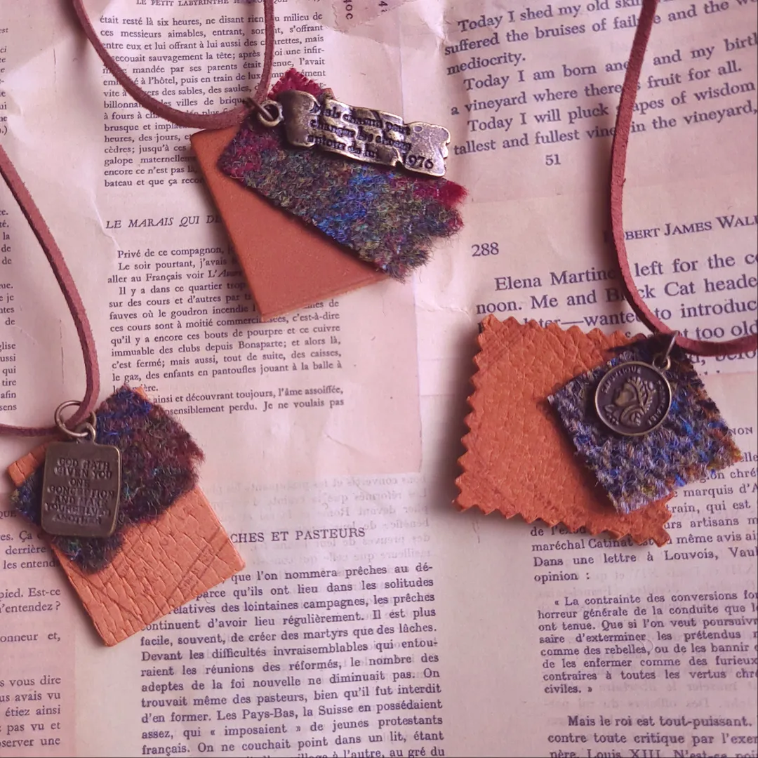 handmadeworks ARIAさんのパーツ
アクセサリー作品 | 革紐