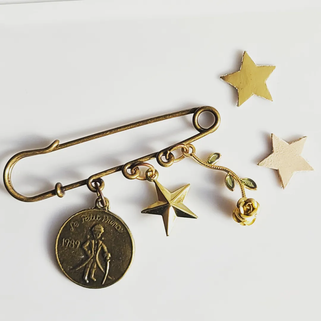 handmadeworks ARIAさんのパーツ
アクセサリー作品 | 基本金具　ブローチ　カブトピン　3つカン40mm　2個入　K...